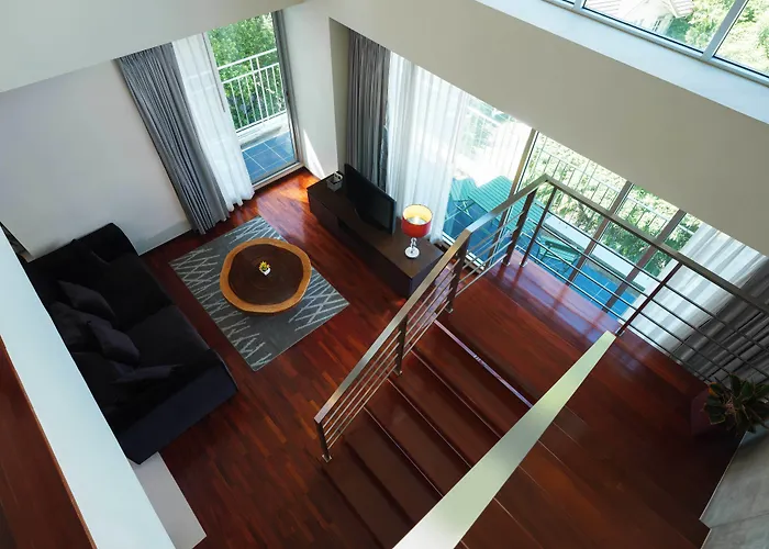 Silom Lofts 3*