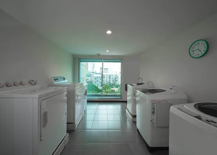 Hotel Silom Lofts 3*
